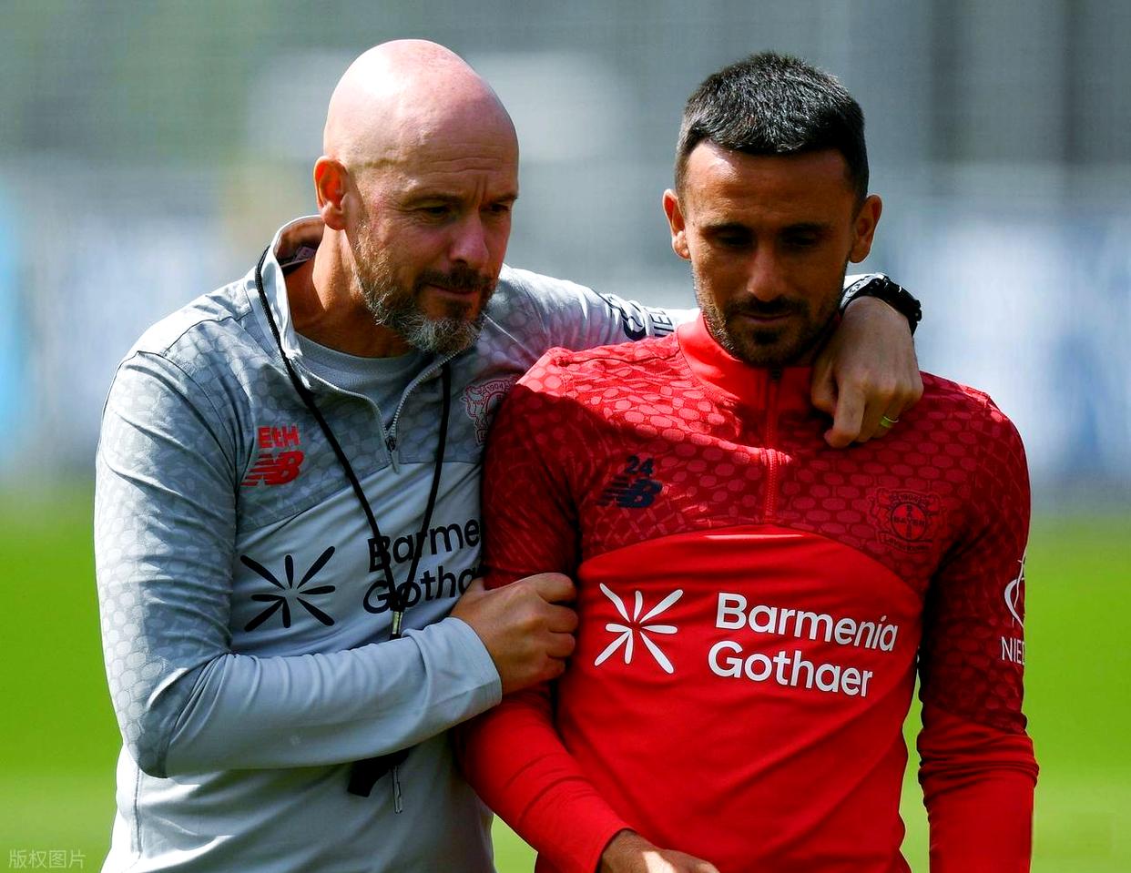 开云官网-包含赛地聚焦——全明星赛冲刺阶段热度飙升，勒沃库森绝杀压哨，质疑声仍在，控场能力受关注的词条