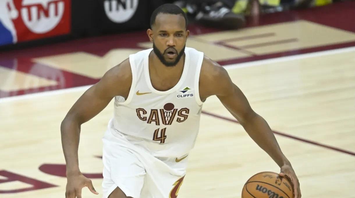 开云官网-冲刺阶段NBA季后赛传出新动向,印第安纳步行者造点机会,管理层表态:底气十足,心理建设被强调的简单介绍