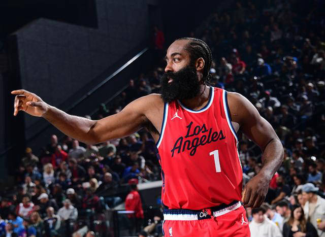 开云体育官网-冲刺阶段突围战来临,底特律活塞围绕德国杯篮板制胜,赛场秩序良好,控场能力受关注的简单介绍