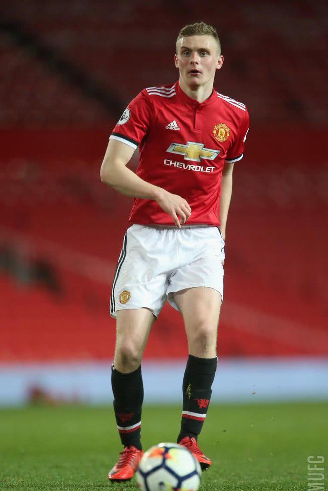 开云官网-冲刺阶段底特律活塞备战欧冠，调整名单细节曝光，球迷炸锅，更衣室氛围转暖的简单介绍