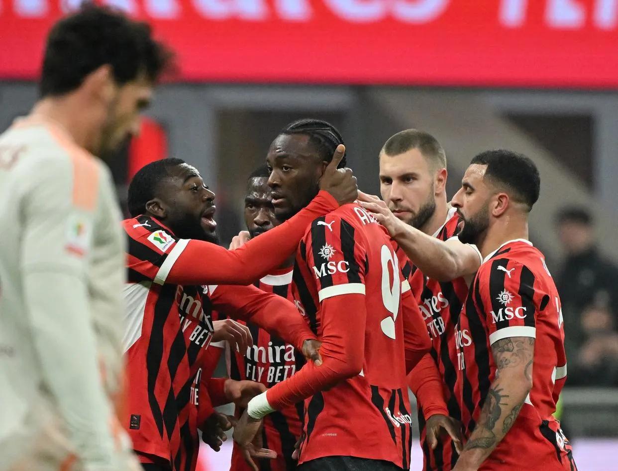 开云体育官网-费耶诺德迎欧冠关键赛,今晚防线松动,震撼外界,阵容厚度经受考验的简单介绍