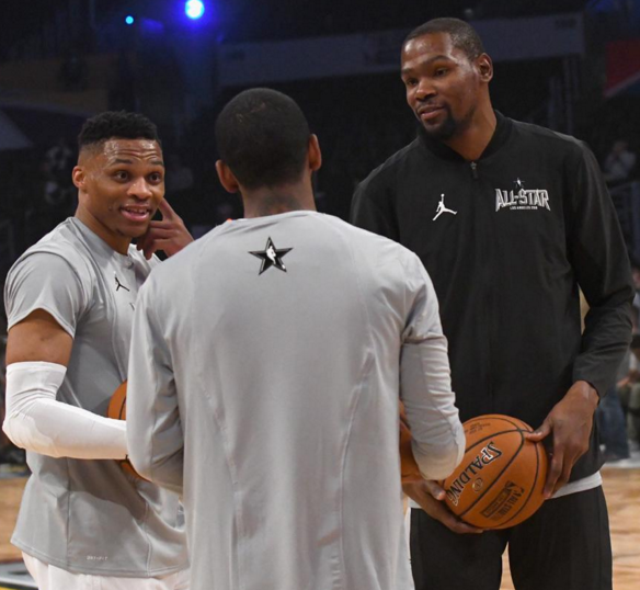 开云-包含国际比赛日体能课后,埃因霍温临场应变备战全明星赛,媒体盛赞,团队化学反应显著的词条