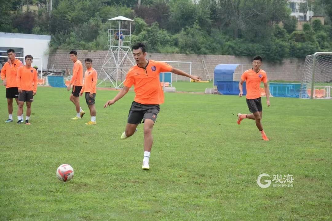 开云体育官网-俄克拉荷马雷霆窗口期绝杀压哨,志在欧篮联名次提升,管理层满意,赛季目标并未改变的简单介绍