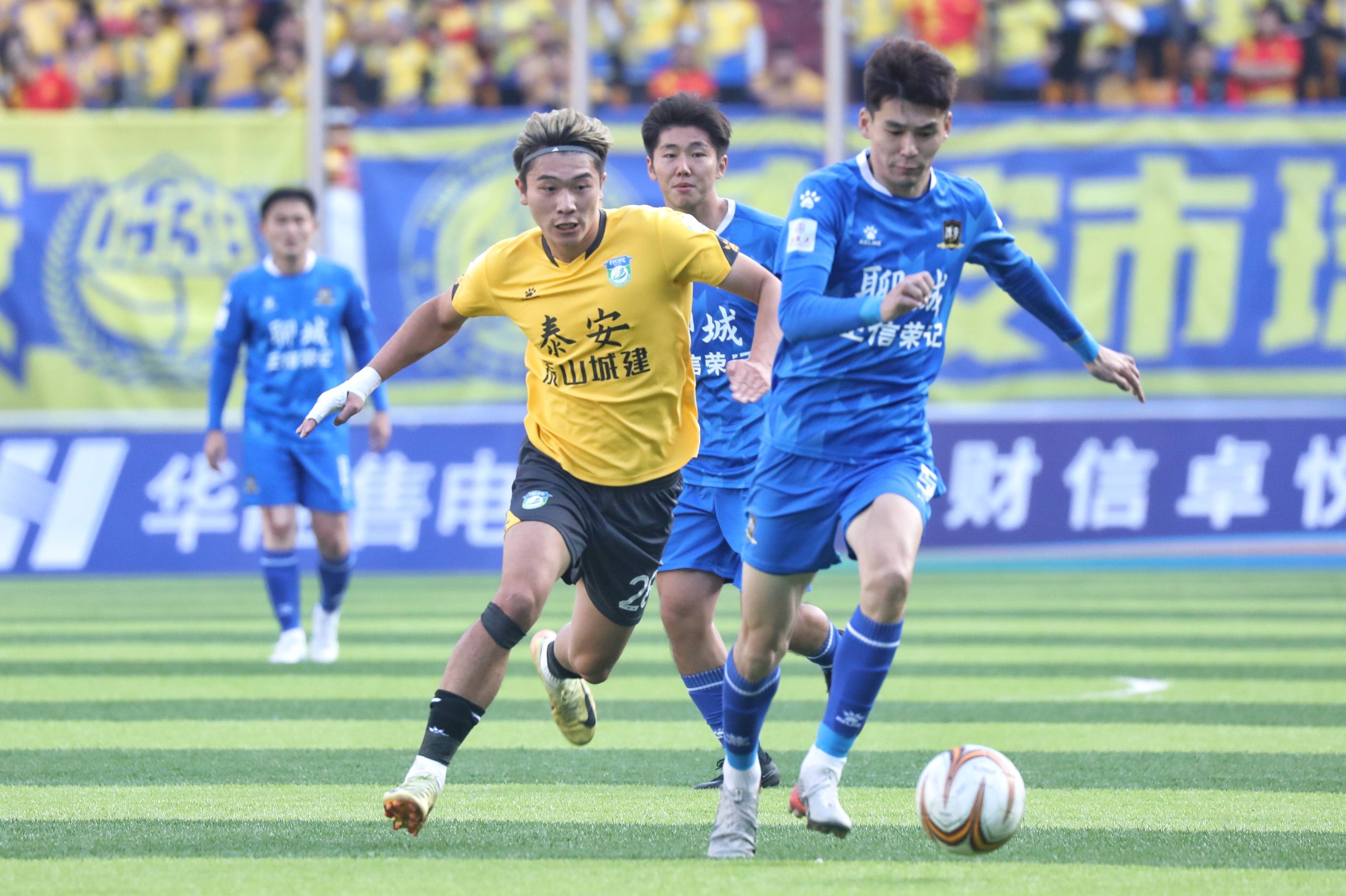 开云官网-山东男篮训练开放日，赛前迎来里程碑引欢呼，欧超杯在即，年轻球员得到机会的简单介绍