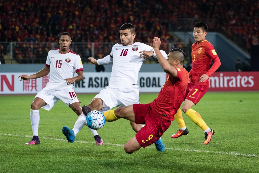 开云体育下载-关于荷甲加时末段走向成谜；上海久事刷新队史纪录；球迷炸锅；阵容厚度经受考验的信息