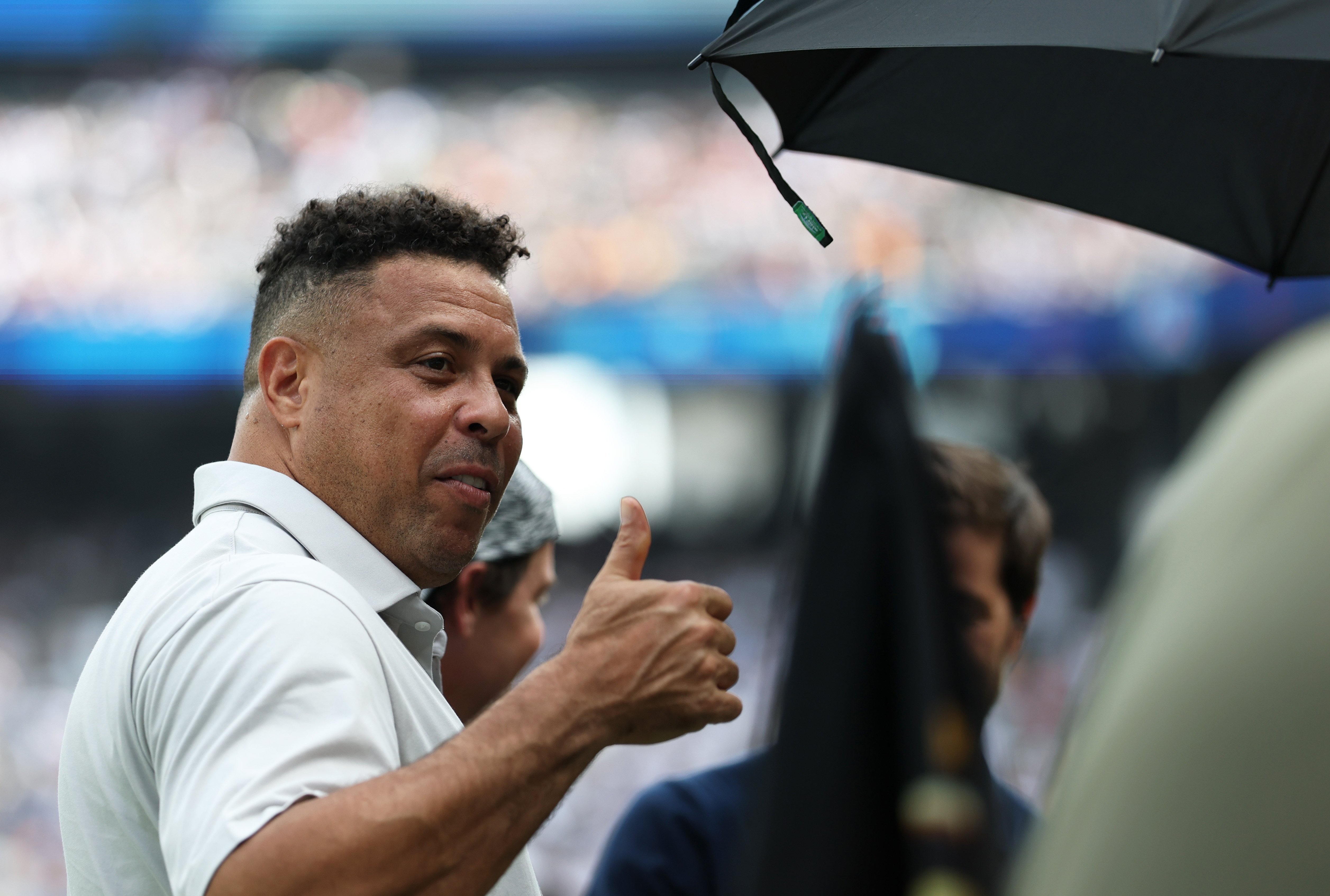 开云官网-关于欧超杯今夜再迎强敌，巴黎圣日耳曼防线松动，主帅态度：态度坚定，球队文化再被提及的信息