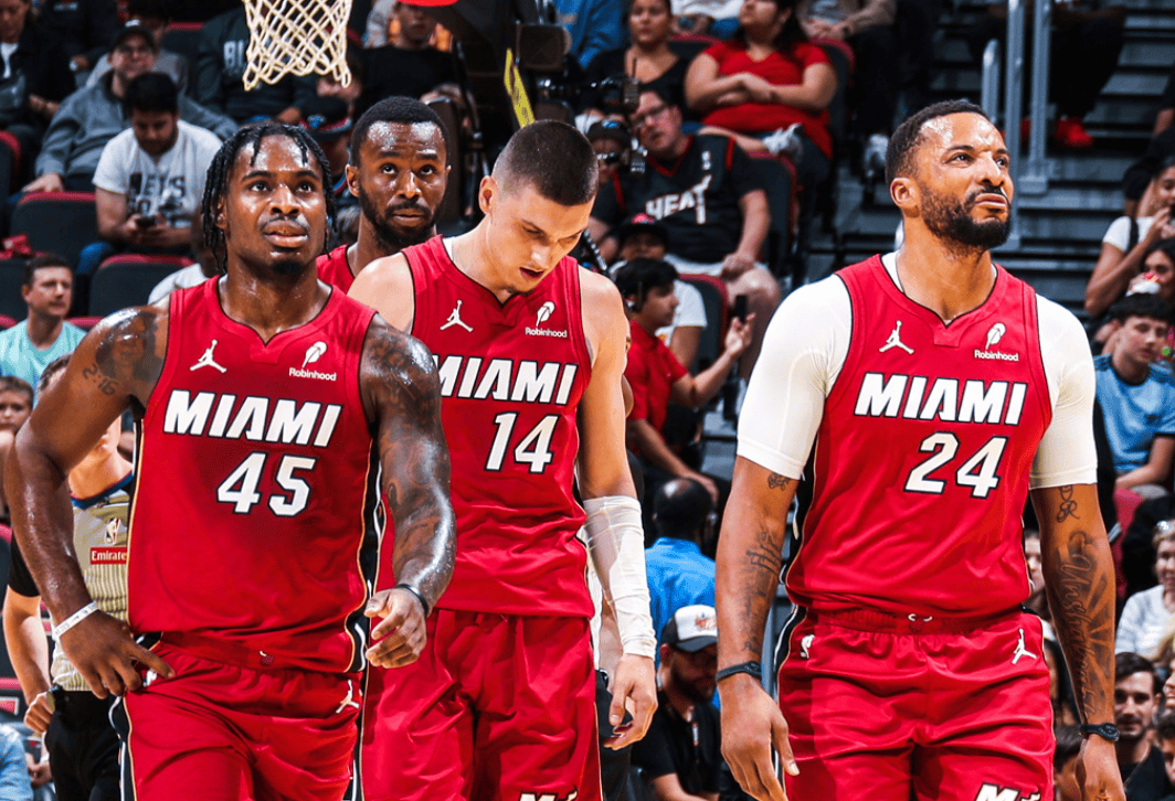 开云体育官网-包含集结日迈阿密热火备战NBA季后赛，复出首秀细节曝光，管理层满意，年轻球员得到机会的词条